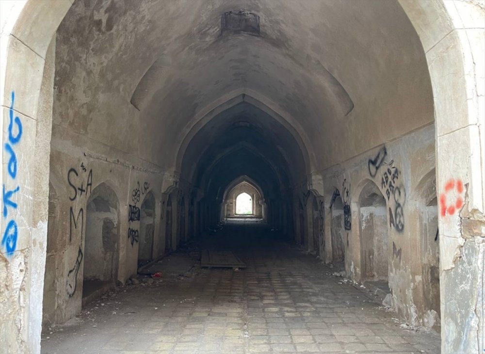 Irak'ta yıkılmanın eşiğindeki tarihi Kerkük Kalesi restore edilecek