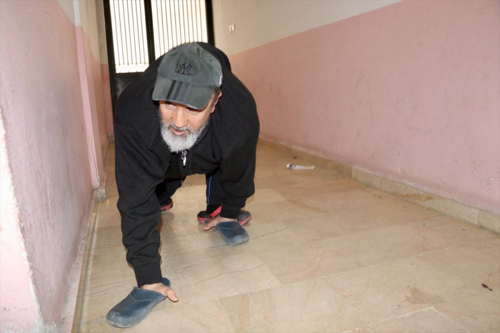 Kur'an-ı Kerim okumayı 50 yaşında öğrenen engelli hafızlığa hazırlanıyor