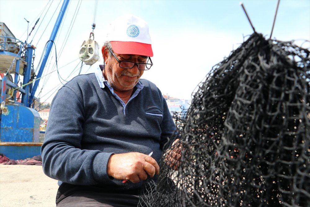 Tekirdağlı balıkçıların ağ mesaisi başladı