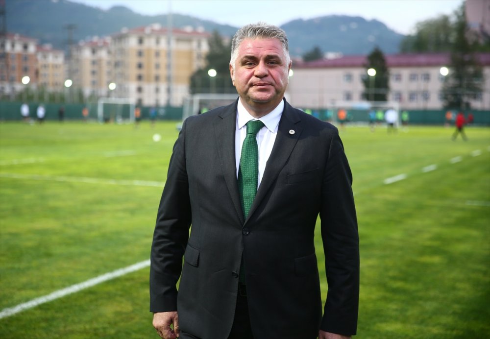 Giresunspor'da teknik direktör İrfan Buz ilk antrenmanına çıktı