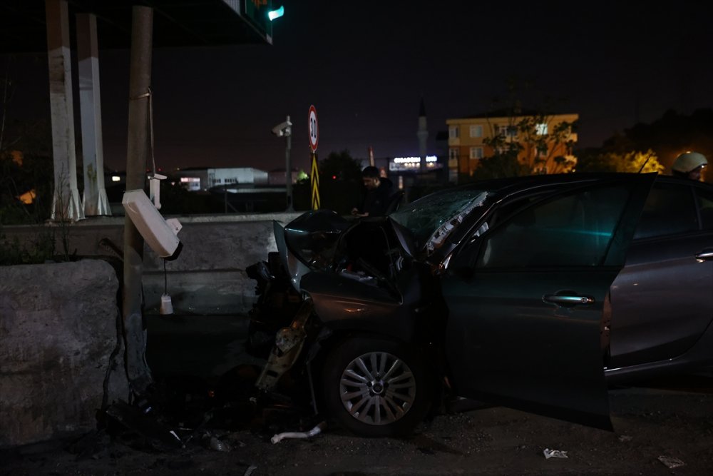 Samandıra’daki trafik kazasında 1 kişi ağır yaralandı