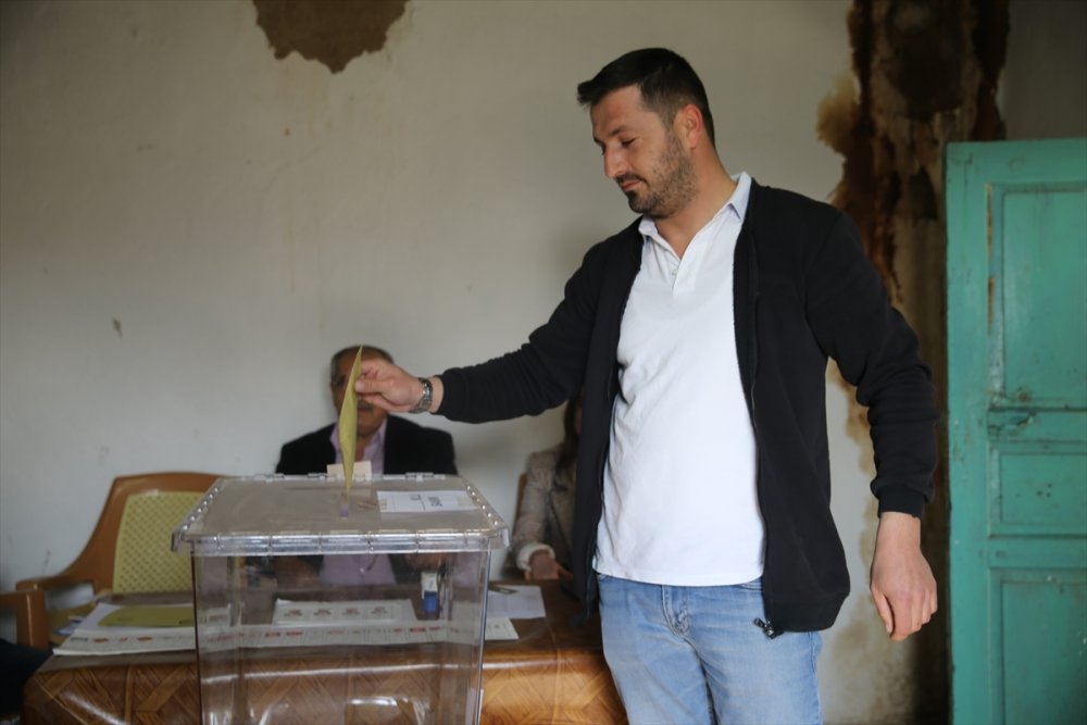 Nevşehir'de 10 nüfuslu köyde seçmen sandık başında