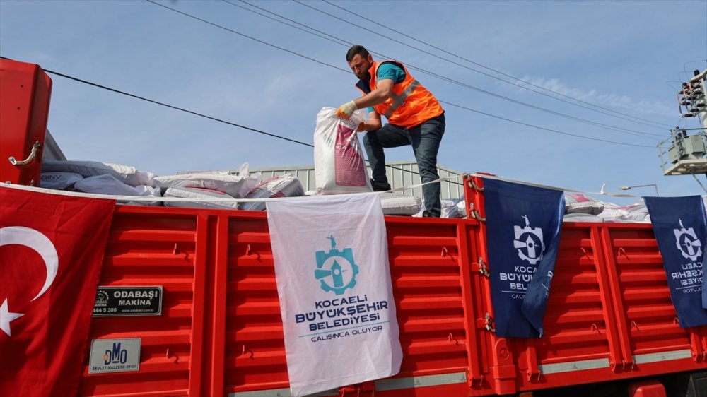 Kocaeli'de 7 bin çiftçiye yüzde 50 hibeli 2 bin ton gübre dağıtıldı