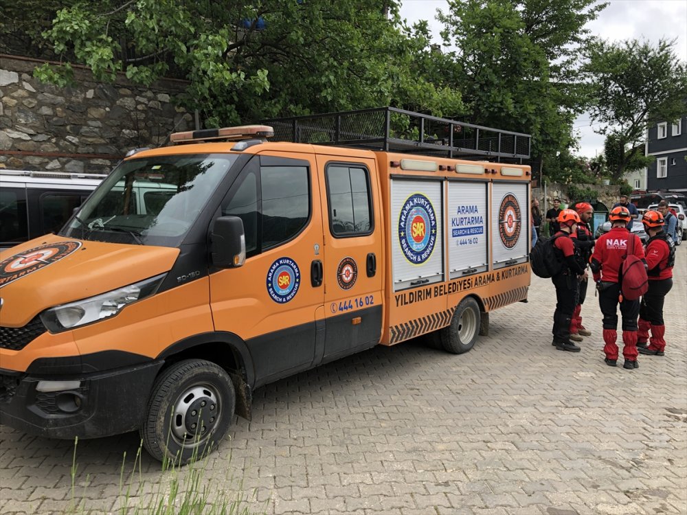 Uludağ'ın yamaçlarında kaybolan kişiyi arama çalışmaları 13 gündür sürüyor