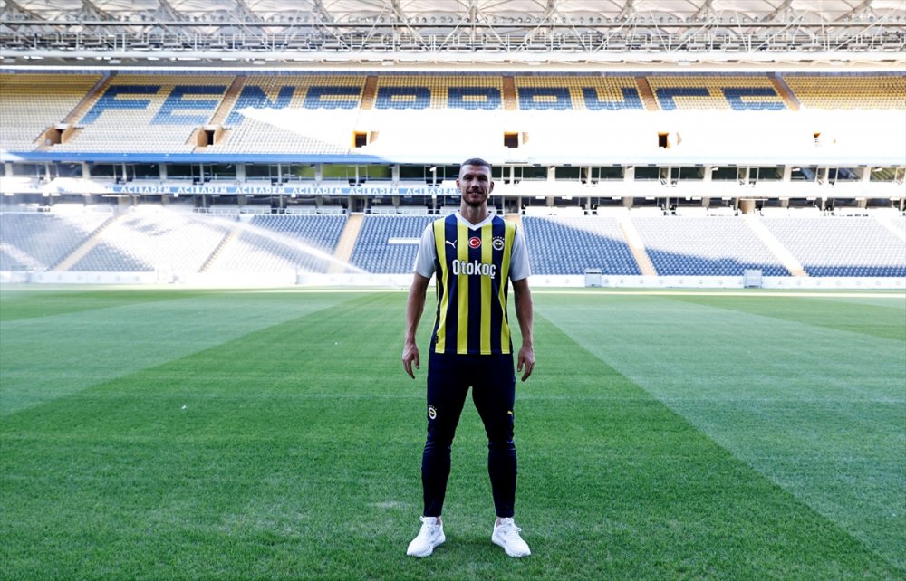 FB’nin YENİ oyuncusu Edin Dzeko, sağlık kontrolünden geçti