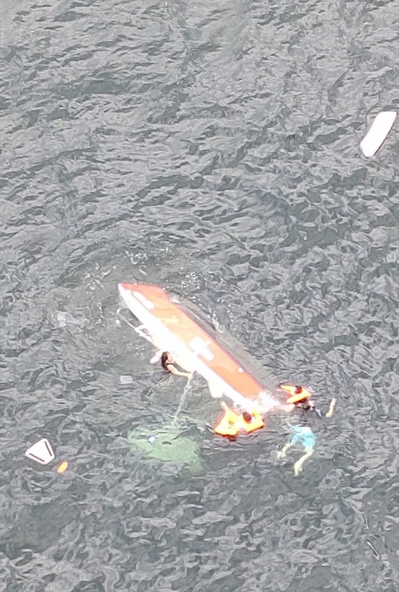 Tekirdağ'da alabora olan teknedeki 4 kişi kurtarıldı