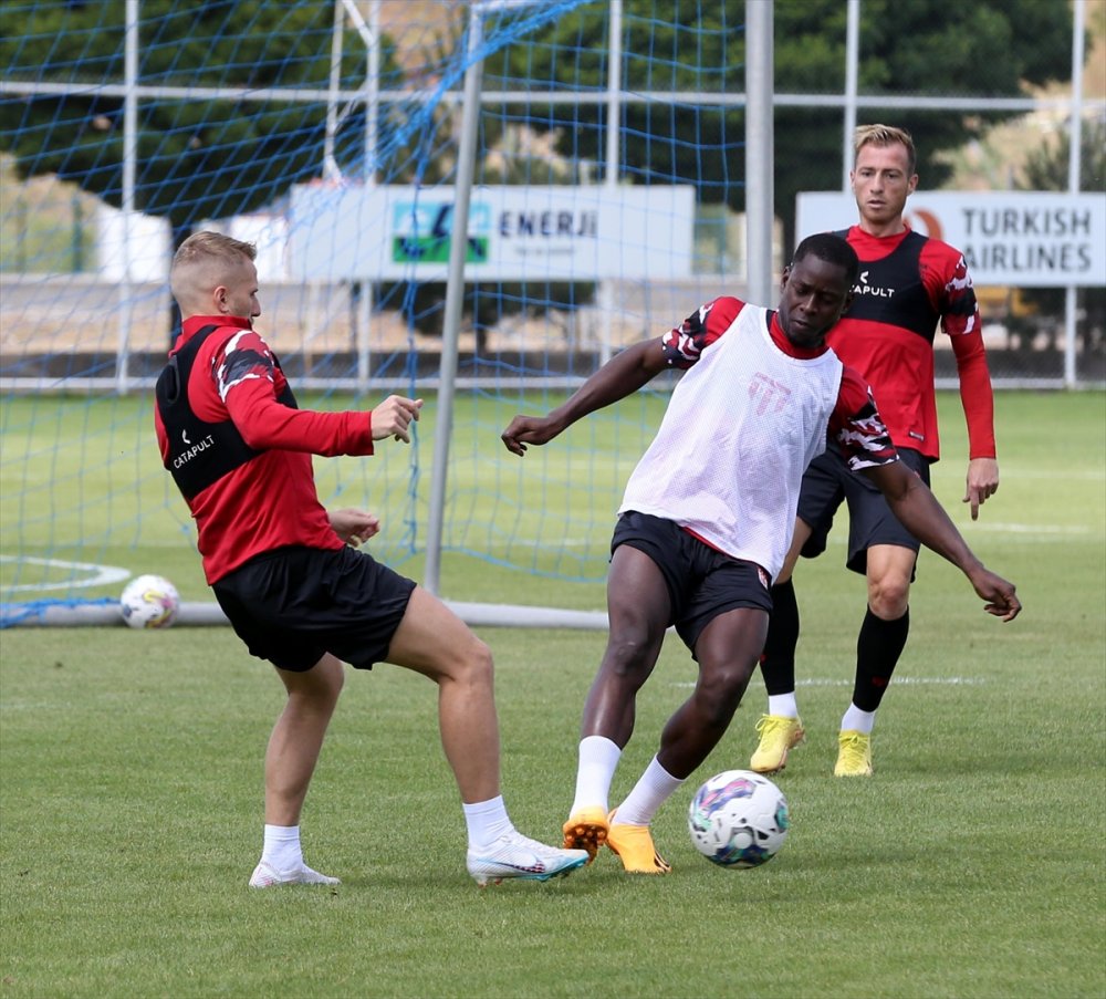 Sivasspor yeni sezon hazırlıklarına devam etti