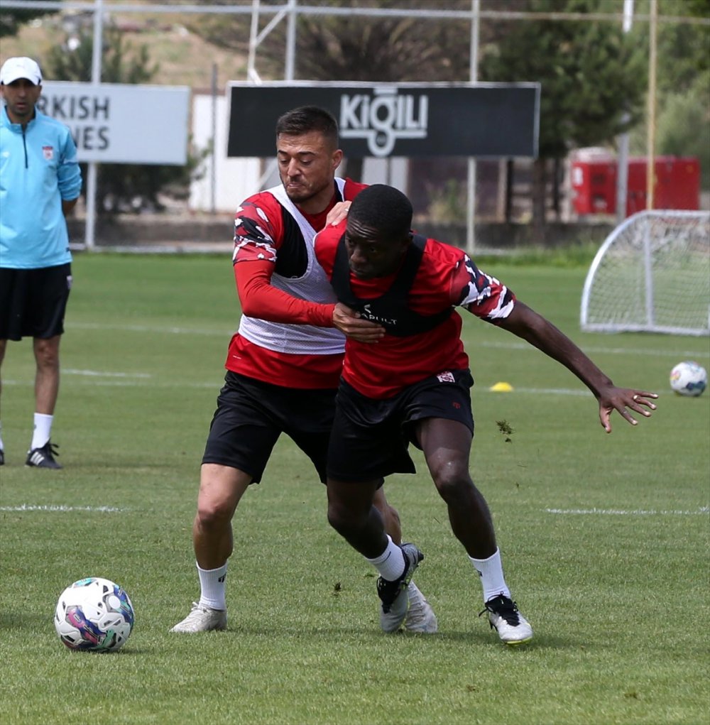 Sivasspor yeni sezon hazırlıklarına devam etti