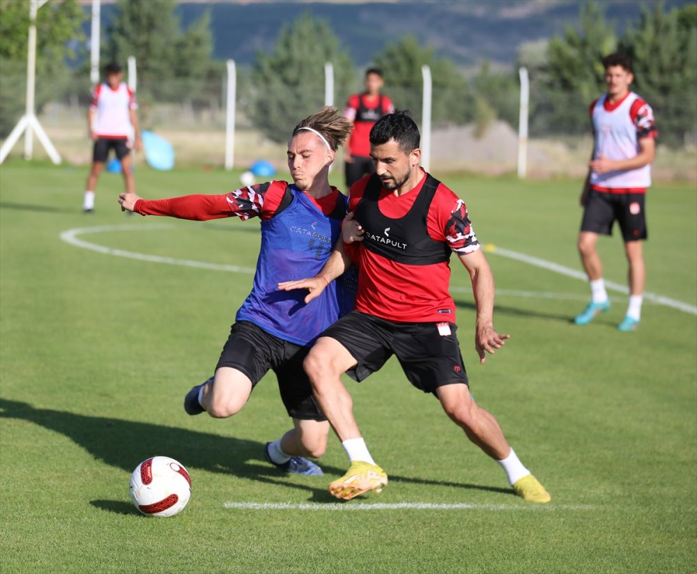 Sivasspor yeni sezon hazırlıklarına devam etti