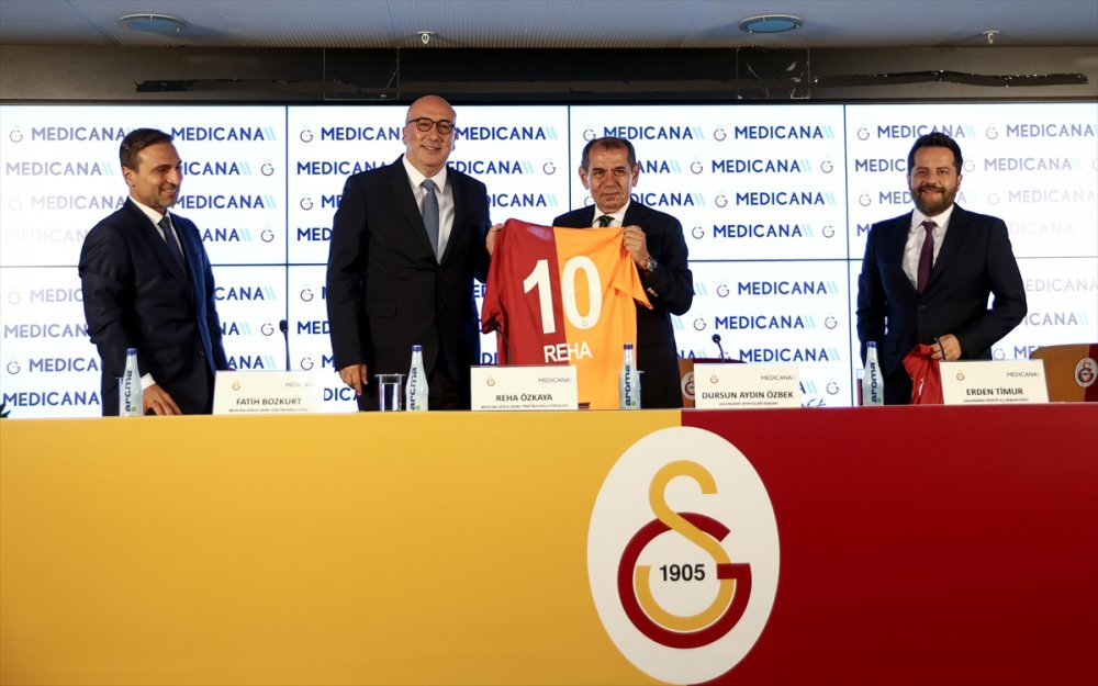 Galatasaray Kulübü, Medicana Sağlık Grubu ile sponsorluk anlaşması imzaladı