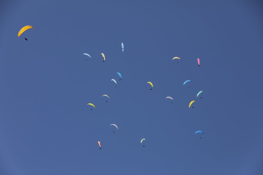 Yamaç Paraşütü Dünya Kupası, Hasan Dağı'nda başladı