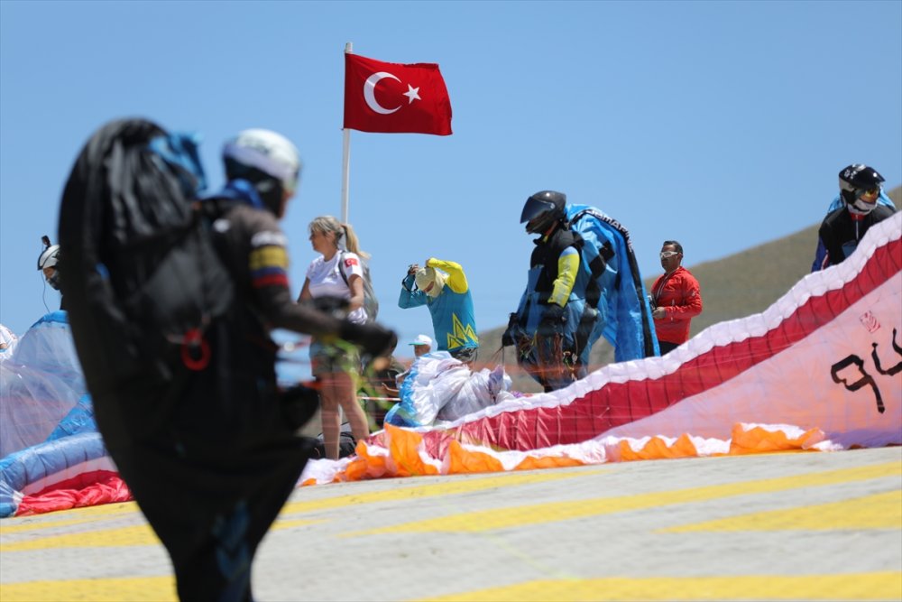 Yamaç Paraşütü Dünya Kupası, Hasan Dağı'nda başladı