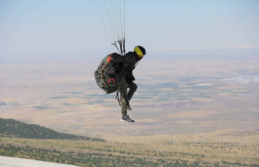 Yamaç Paraşütü Dünya Kupası, Hasan Dağı'nda başladı