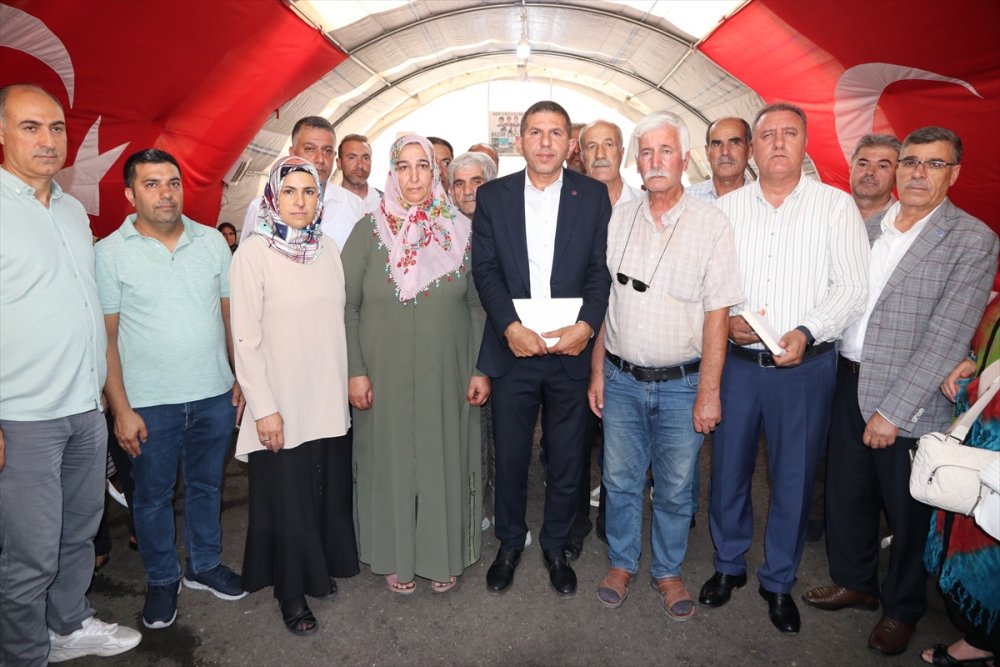 Memur-Sen Diyarbakır Annelerinin Yanında