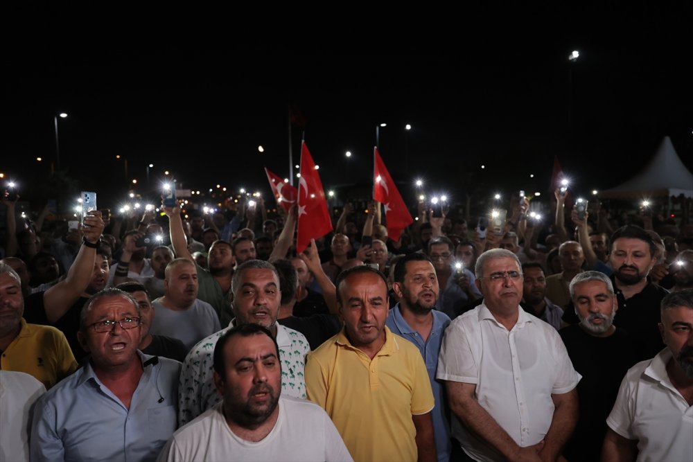İstanbul'da taksicilerden taksimetre ücretine yüzde 100 zam talebi