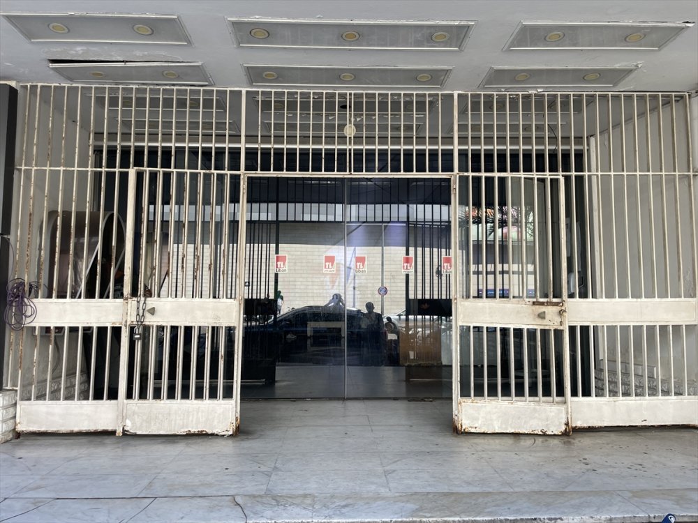 Lübnan devlet televizyonu bütçe yetersizliğinden yayınını durdurdu