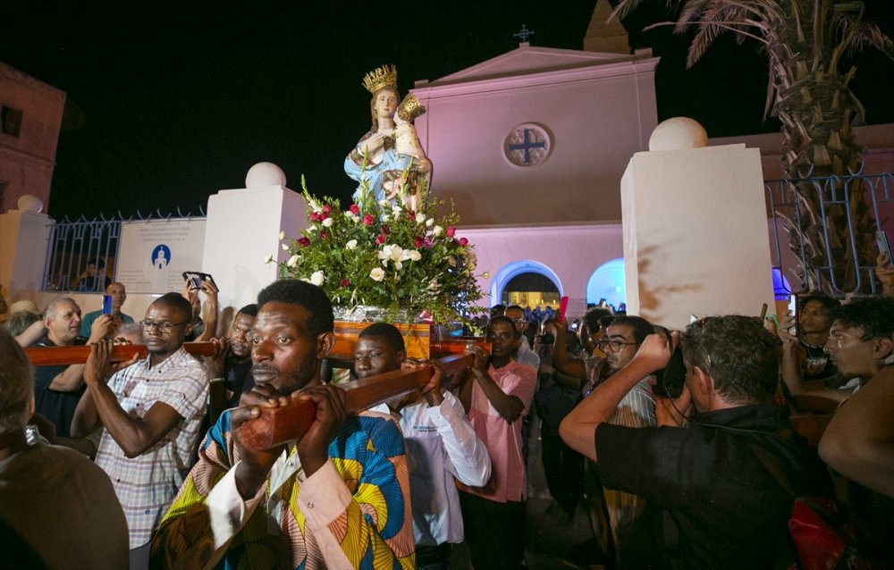 "Avrupa'ya göç hayalinden vazgeçin"