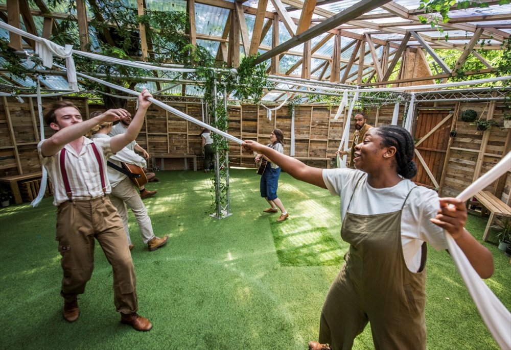 İngiltere'nin ilk sıfır atık tiyatrosu öncü oluyor