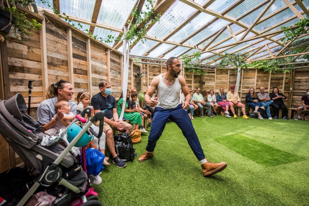 İngiltere'nin ilk sıfır atık tiyatrosu öncü oluyor