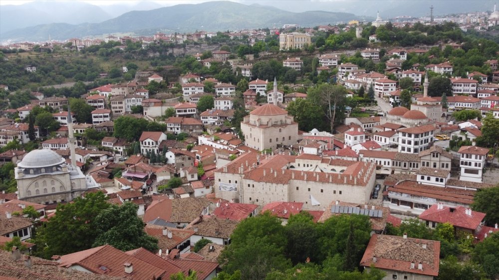 Safranbolu'da konaklayan turist sayısı geçen yola göre arttı