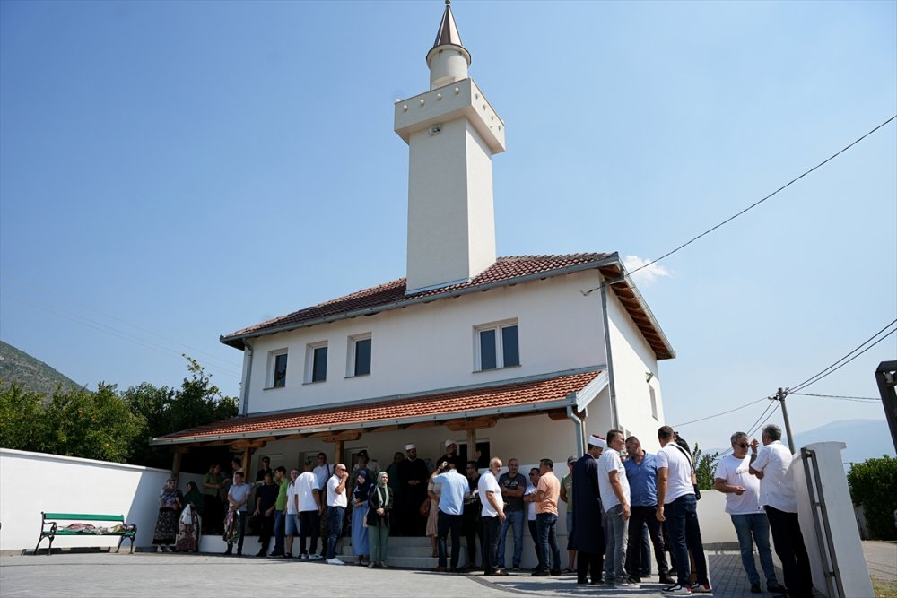 Bosna savaşında Mostar'da katledilen kişiler anıldı