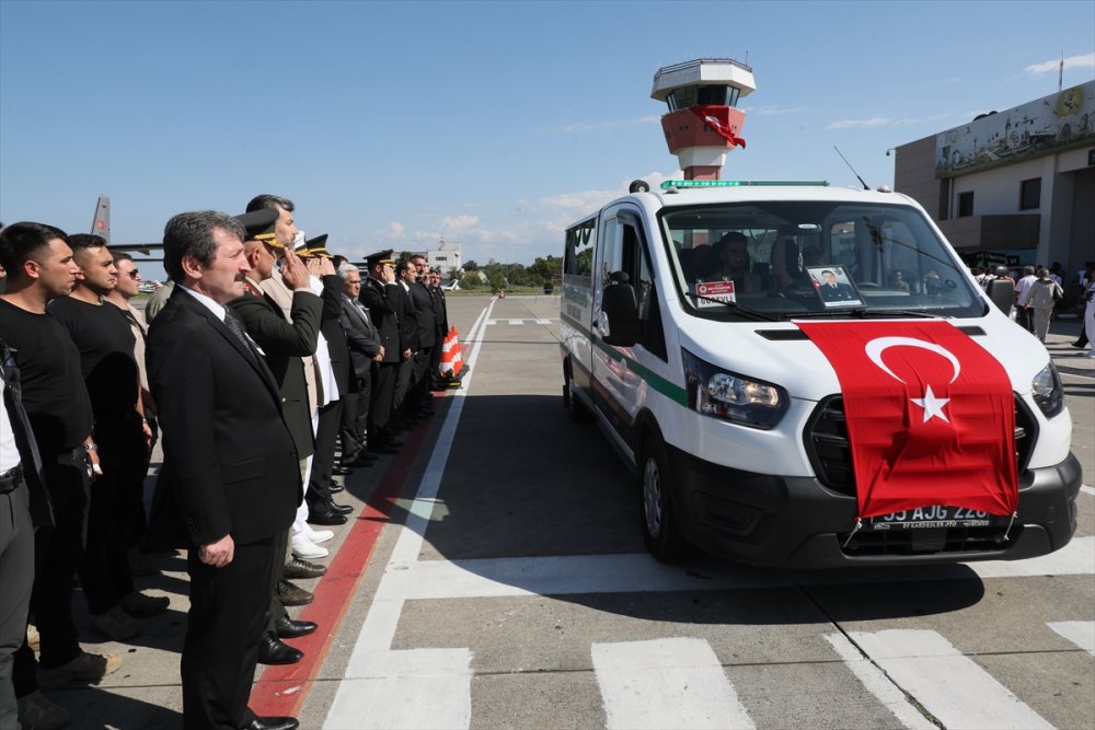 Şehit Piyade Uzman Çavuş Ali Demir'in cenazesi evine getirildi