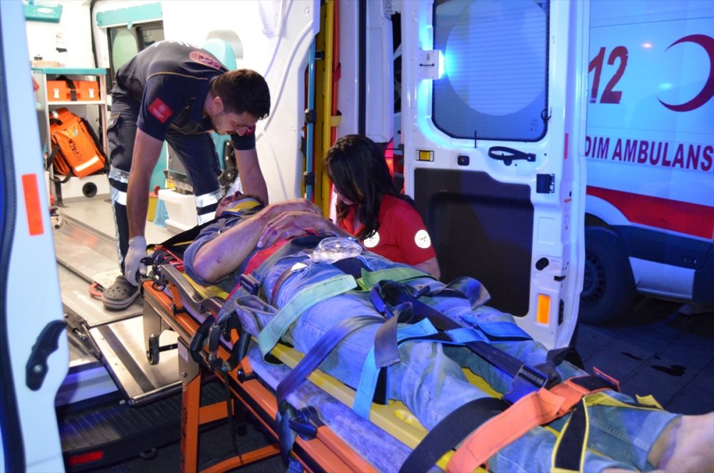 Aksaray'da kavga çıktı, 2 kişi yaralandı