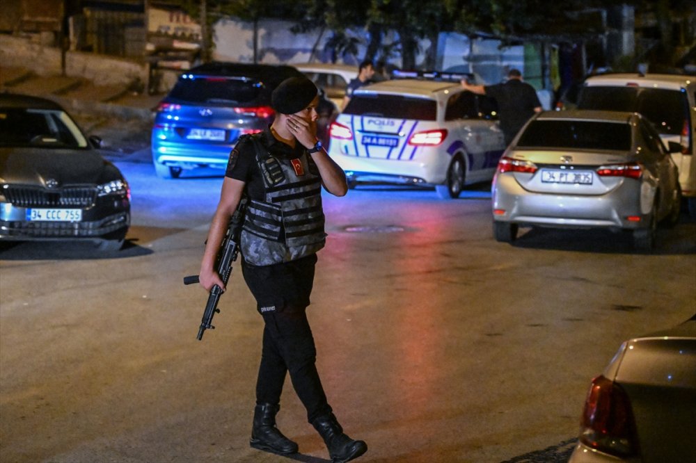 Kağıthane’de çıkan çatışmada 2 polis ağır yaralandı