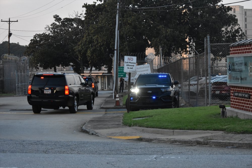 "Seçime müdahale" davası üzerine Donald Trump teslim oldu