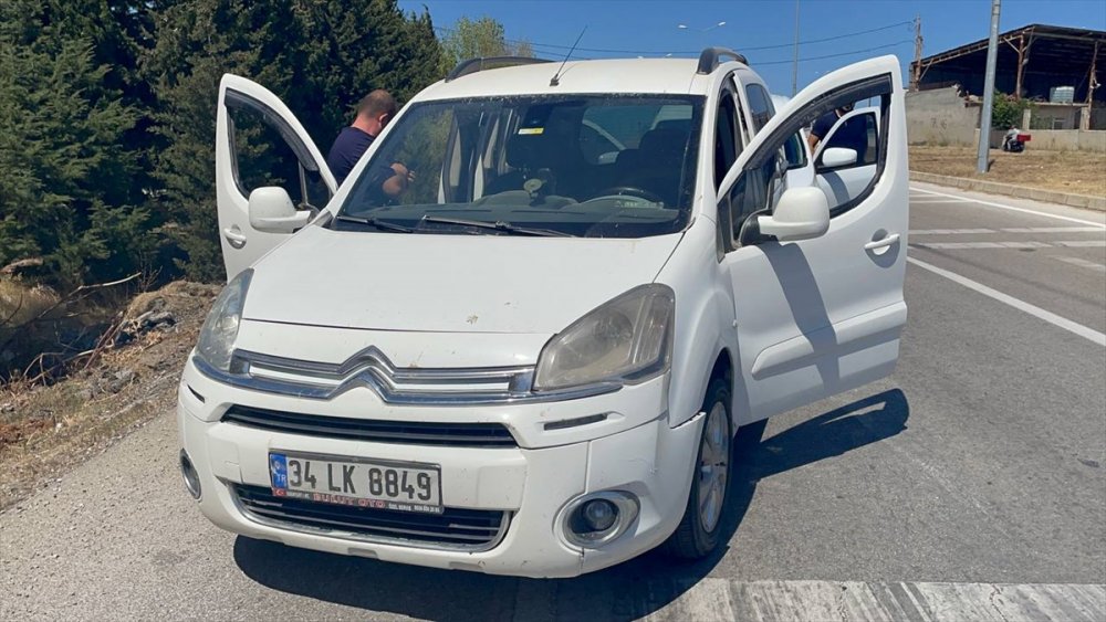 3 kişi mülteci kaçakçılığından gözaltına alındı