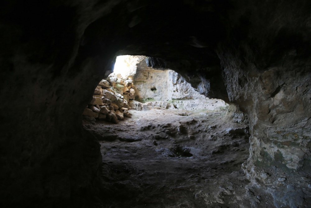 Antik Kenti'te deprem izlerine rastlandı