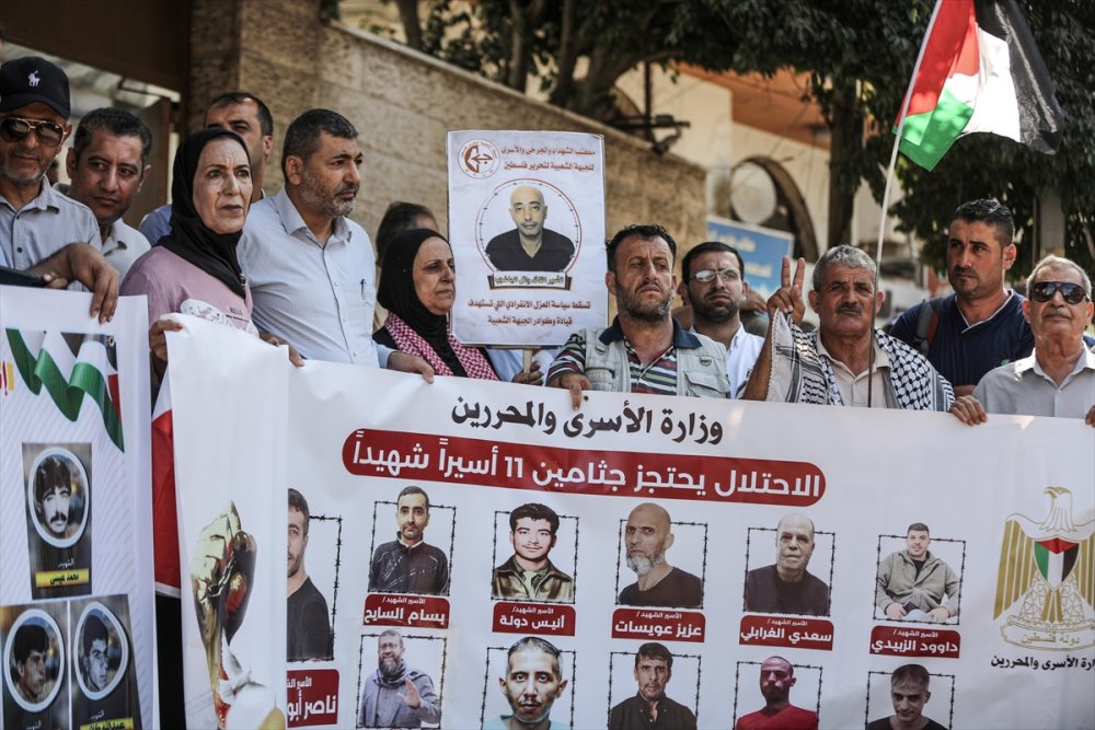 İsrail, Filistinli cenazeleri ailelerinden alıkoyuyor