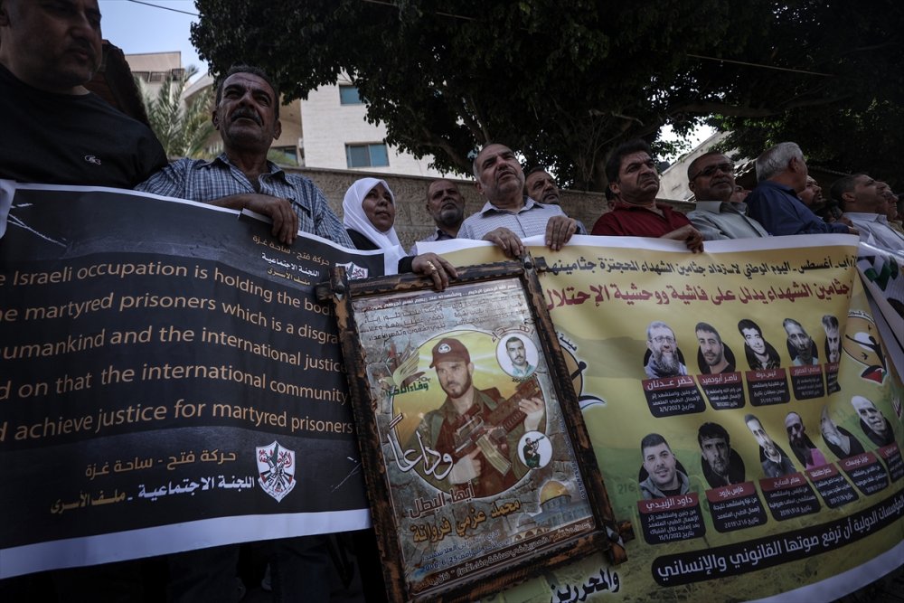 İsrail, Filistinli cenazeleri ailelerinden alıkoyuyor