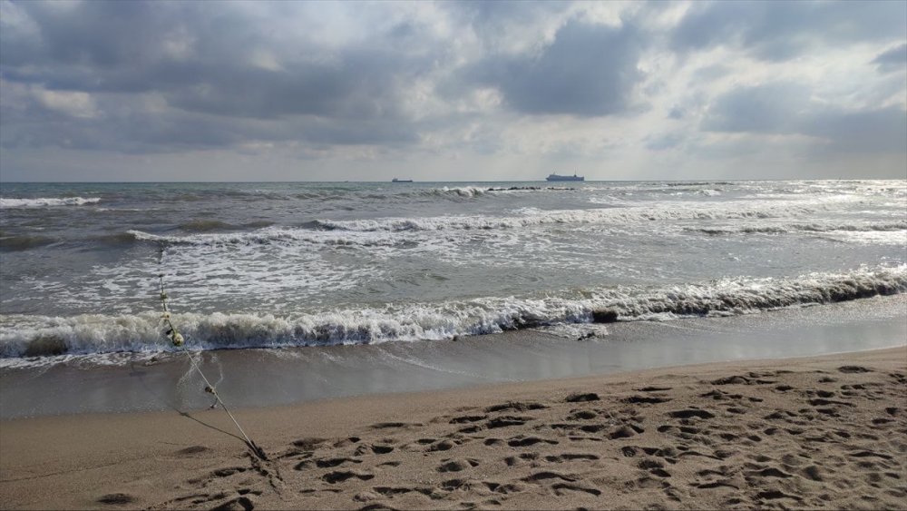 Sakarya'da denize girmek yasaklandı