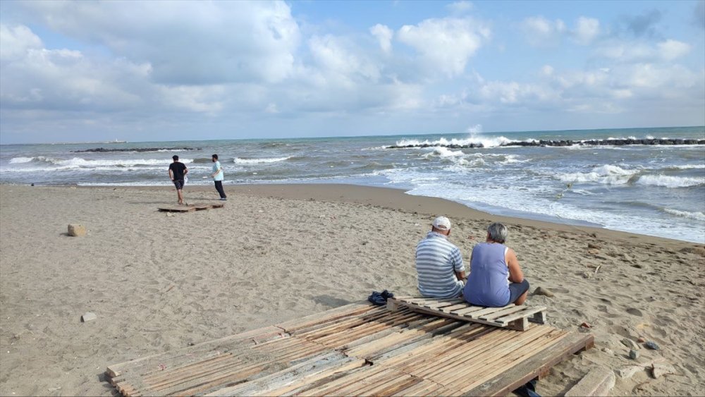 Sakarya'da denize girmek yasaklandı