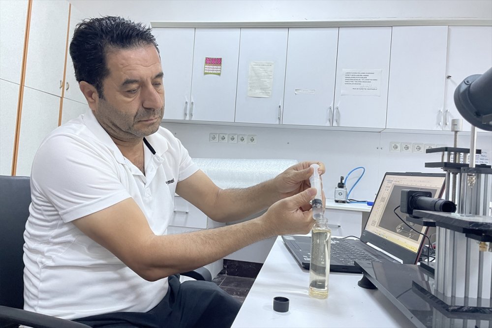 Egzoz kirliliğine karşı sıvı üretildi