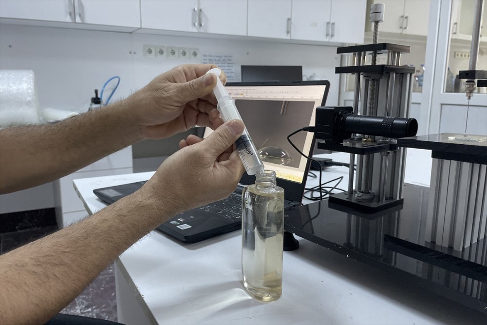 Egzoz kirliliğine karşı sıvı üretildi