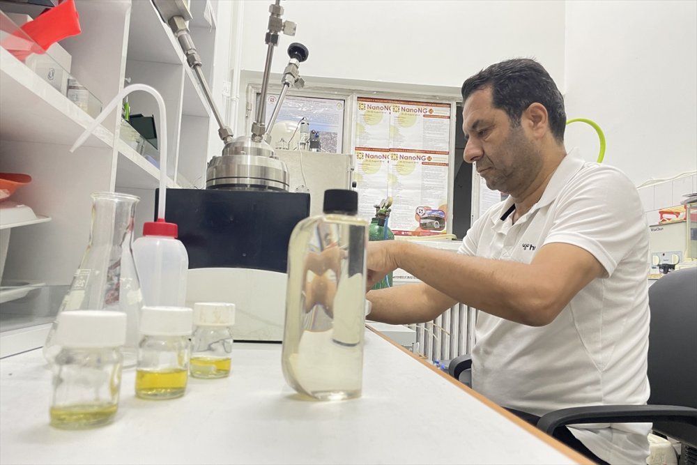 Egzoz kirliliğine karşı sıvı üretildi