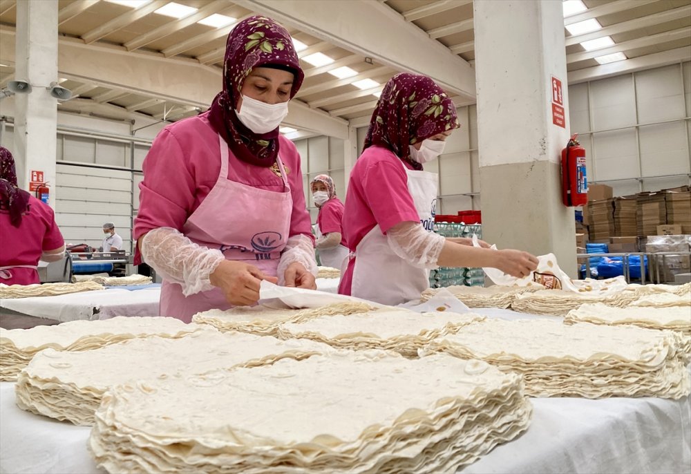 Kırşehir'de yufka üreten işletmede 40 kadın çalışıyor