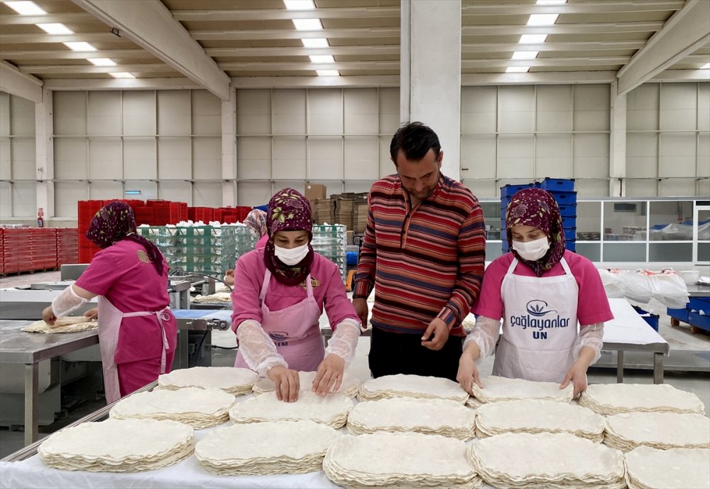 Kırşehir'de yufka üreten işletmede 40 kadın çalışıyor