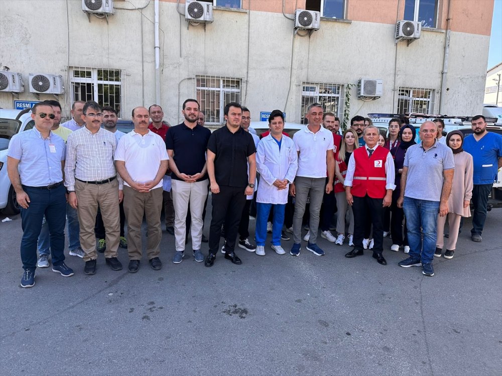 Azalan kan stokları nedeniyle düzenlenen bağış kampanyasına sağlıkçılardan destek