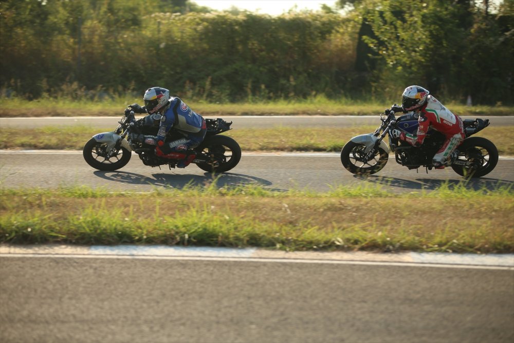 Milli motosikletçinin Fransa'da hedefi zirve