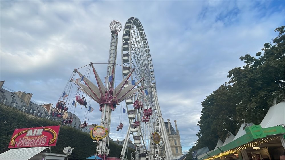 Paris'te Tuileries Bahçesi heykelleriyle bir açık hava müzesi