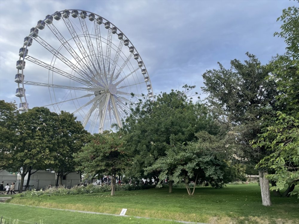 Paris'te Tuileries Bahçesi heykelleriyle bir açık hava müzesi
