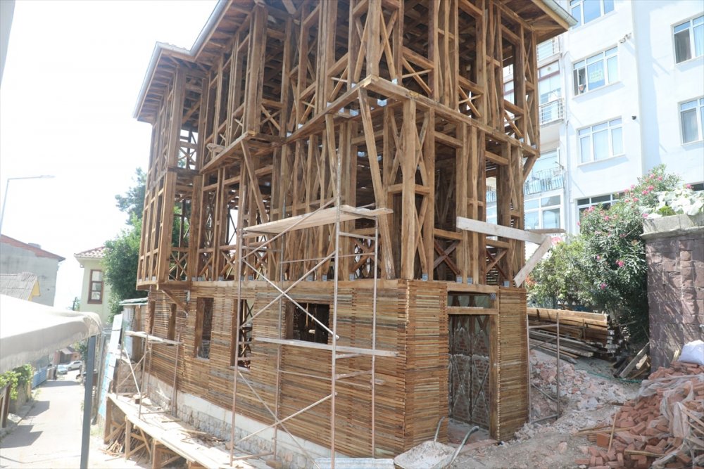 Kortel Konağı'nın restorasyonu devam ediyor