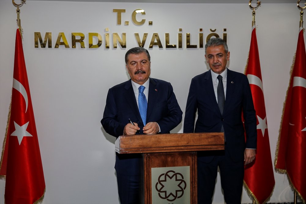 Sağlık Bakanı Koca: Yeterince aşımız var