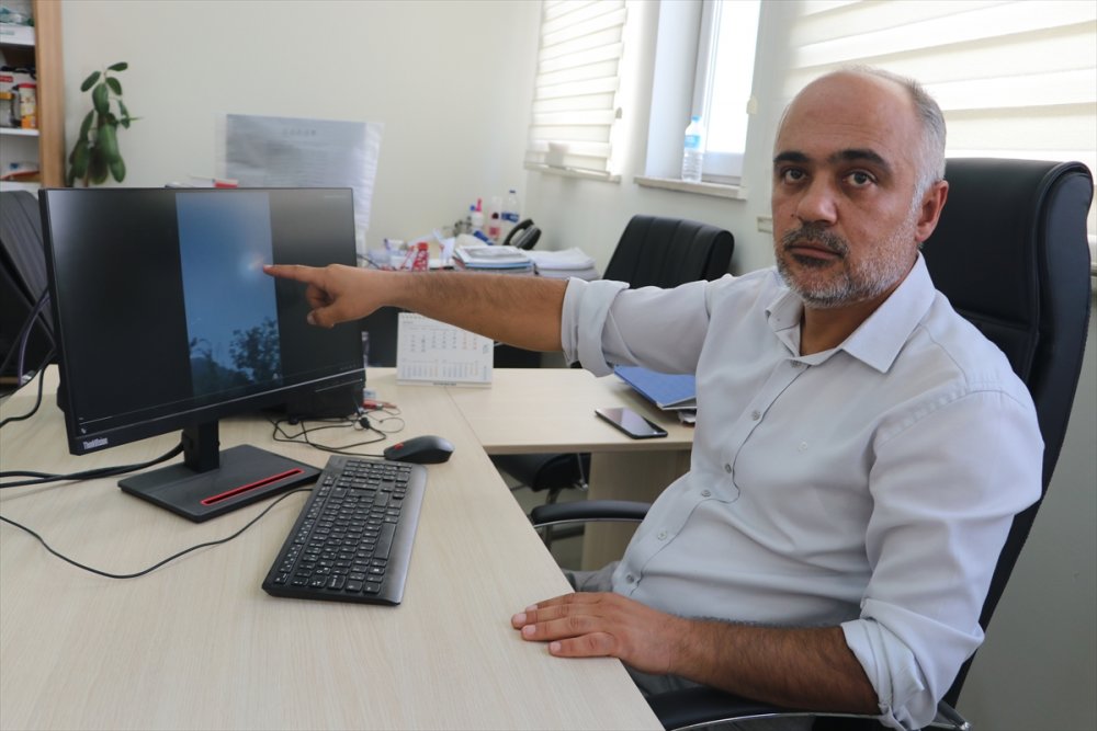 Uzmanlar gökyüzündeki parıltının "meteor" olduğunu söyledi