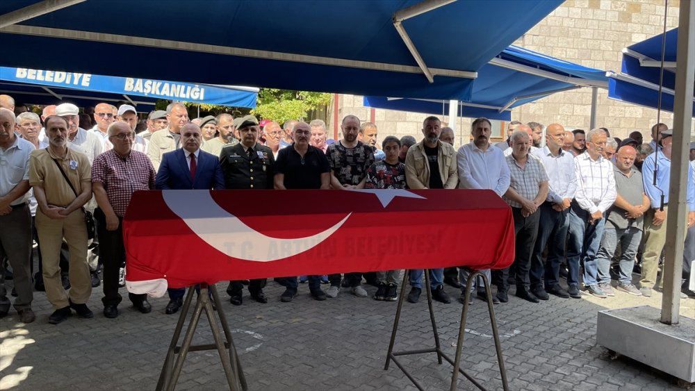 Kıbrıs gazisi Artvin'de son yolculuğuna uğurlandı