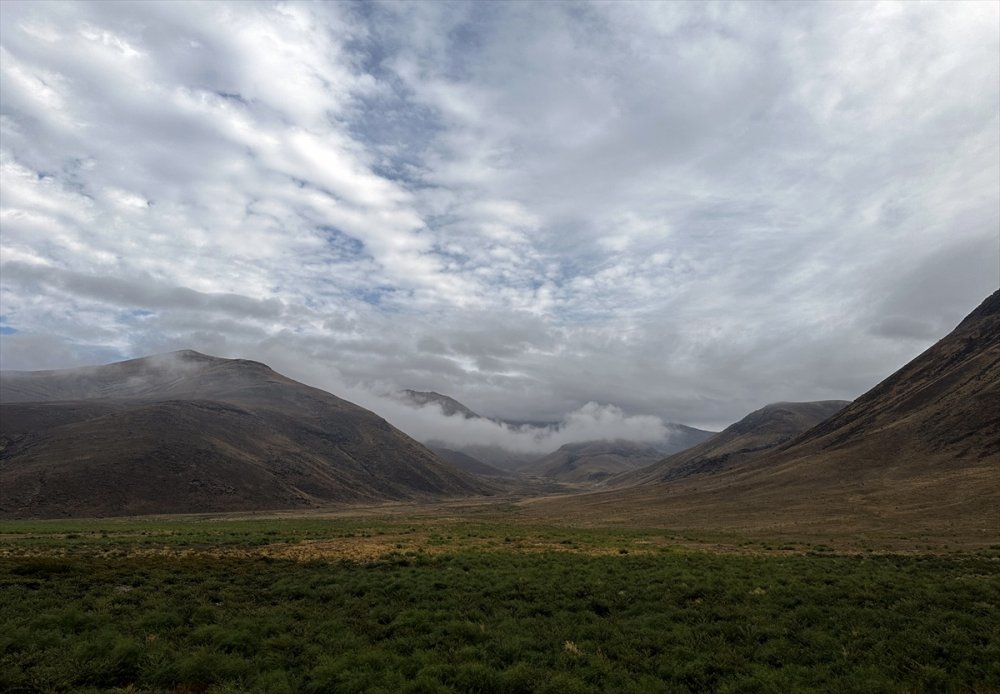 Ağrı Dağı'na kar yağdı