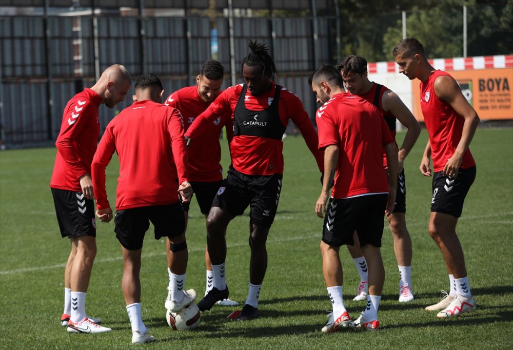 Dimata: "Hedefim Avrupa'nın en iyi forvetlerinden biri olmak"